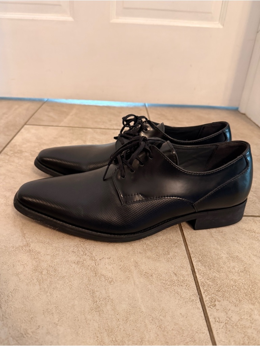 Calvin Klein Ripley Leather dress shoe